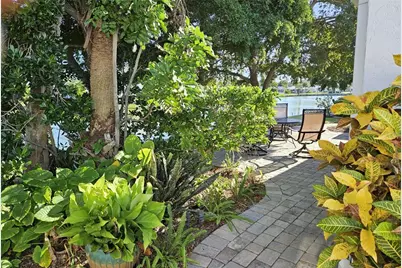 620 Spanish Drive N, Longboat Key, FL 34228 - Photo 4