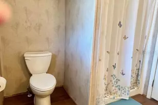 7803 46th Ave N, Saint Petersburg, FL 33709 - Photo 16