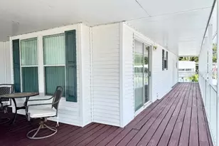 7803 46th Ave N, Saint Petersburg, FL 33709 - Photo 2