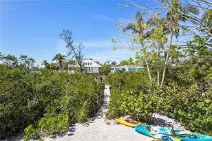 111 Faubel St, Sarasota, FL 34242 - Photo 70