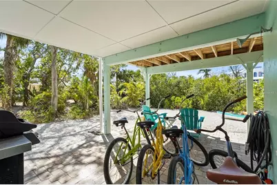 111 Faubel Street, Sarasota, FL 34242 - Photo 16