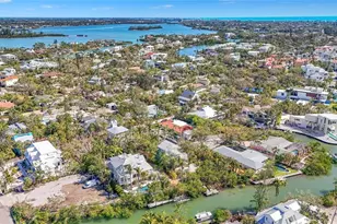 111 Faubel St, Sarasota, FL 34242 - Photo 8