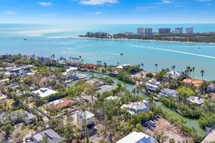 111 Faubel St, Sarasota, FL 34242 - Photo 4