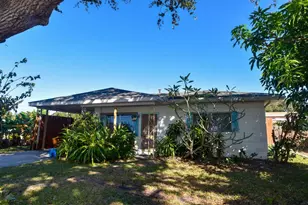 3305 Williamsburg St, Sarasota, FL 34231 - Photo 1