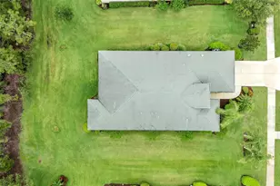 4654 Claremont Park Dr, Bradenton, FL 34211 - Photo 4