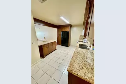 1690 Colonnades Circle N, Lakeland, FL 33811 - Photo 12