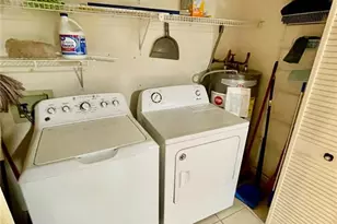 1690 Colonnades Cir N, Lakeland, FL 33811 - Photo 22