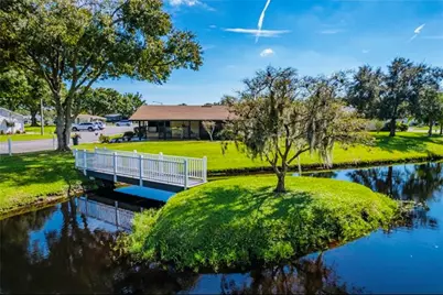 1690 Colonnades Circle N, Lakeland, FL 33811 - Photo 52