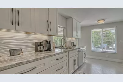 2904 Homasassa Road, Sarasota, FL 34239 - Photo 14