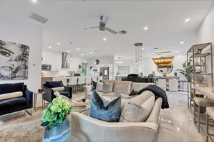 2711 Blossom Dr, Sarasota, FL 34239 - Photo 16