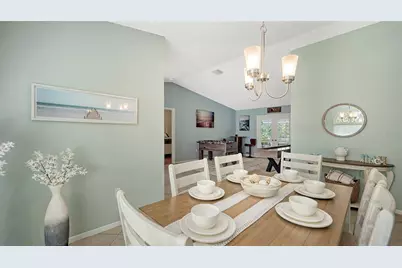 2246 Cork Oak Street W, Sarasota, FL 34232 - Photo 10