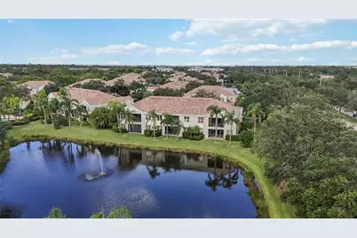 5290 Descanso Court #201B19, Sarasota, FL 34238 - Photo 2