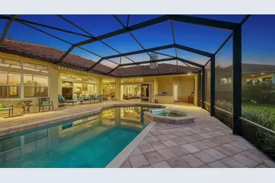 8250 Hugh Alison Place, Sarasota, FL 34240 - Photo 16