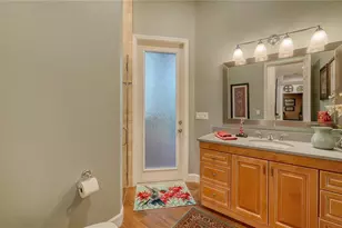 8250 Hugh Alison Pl, Sarasota, FL 34240 - Photo 28