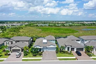 5620 Soft Skies Dr, Sarasota, FL 34238 - Photo 54