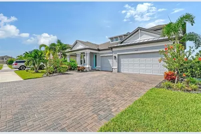 5620 Soft Skies Drive, Sarasota, FL 34238 - Photo 4