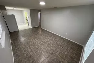 530 5th Ave W, Palmetto, FL 34221 - Photo 4