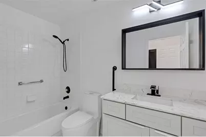 721 Spring Lakes Boulevard, Bradenton, FL 34210 - Photo 26