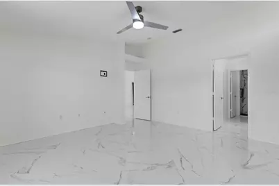 721 Spring Lakes Boulevard, Bradenton, FL 34210 - Photo 20