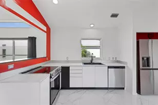 721 Spring Lakes Blvd, Bradenton, FL 34210 - Photo 6