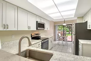 6261 Timberlake Dr, Sarasota, FL 34243 - Photo 12