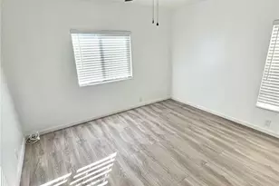 43 N Easter Island Cir, Englewood, FL 34223 - Photo 12