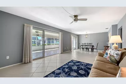 5474 Riverbluff Circle #V35, Sarasota, FL 34231 - Photo 8
