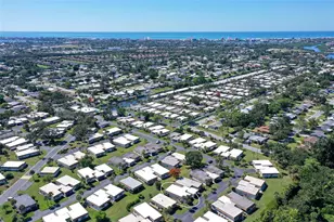 5474 Riverbluff Cir, Sarasota, FL 34231 - Photo 44