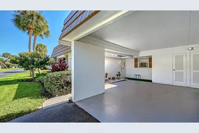 5474 Riverbluff Circle #V35, Sarasota, FL 34231 - Photo 2