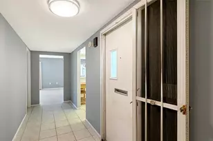 5474 Riverbluff Cir, Sarasota, FL 34231 - Photo 18