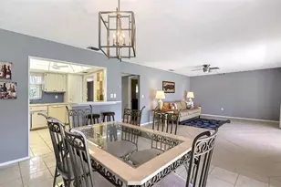 5474 Riverbluff Cir, Sarasota, FL 34231 - Photo 10