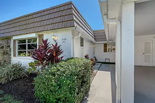 5474 Riverbluff Cir, Sarasota, FL 34231 - Photo 2