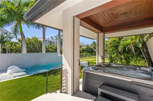 1808 Flower Dr, Sarasota, FL 34239 - Photo 30