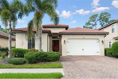 1015 Bluffwood Drive, Nokomis, FL 34275 - Photo 2
