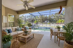 7040 White Willow Ct, Sarasota, FL 34243 - Photo 4