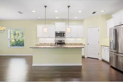 7040 White Willow Court, Sarasota, FL 34243 - Photo 12