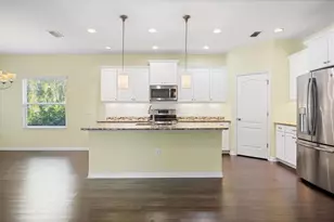 7040 White Willow Ct, Sarasota, FL 34243 - Photo 12