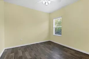7040 White Willow Ct, Sarasota, FL 34243 - Photo 26