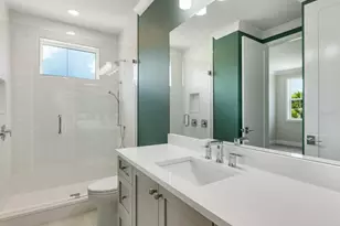 1637 Hyde Park St, Sarasota, FL 34239 - Photo 36