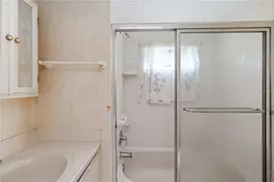 1112 49th Ave Terrace W, Bradenton, FL 34207 - Photo 8