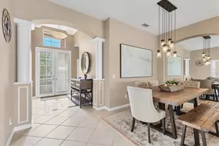 8231 Nice Way, Sarasota, FL 34238 - Photo 4