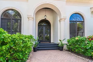 8309 Farington Ct, Bradenton, FL 34202 - Photo 10