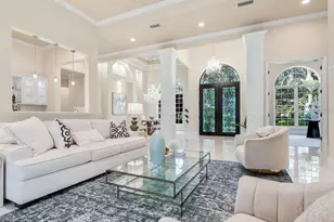 8309 Farington Ct, Bradenton, FL 34202 - Photo 2