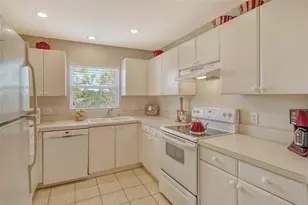 381 Bobby Jones Rd, Sarasota, FL 34232 - Photo 16