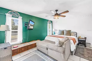 4078 Groveland Ave, Sarasota, FL 34231 - Photo 14