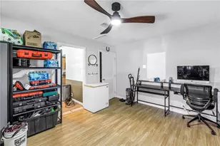 4078 Groveland Ave, Sarasota, FL 34231 - Photo 18