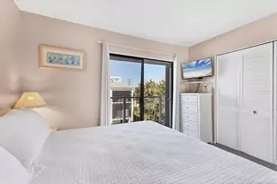 3400 6th Ave, Holmes Beach, FL 34217 - Photo 24