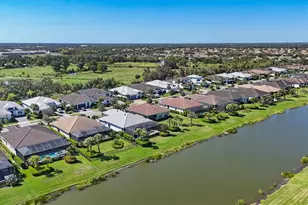 9008 Bernini Pl, Sarasota, FL 34240 - Photo 32