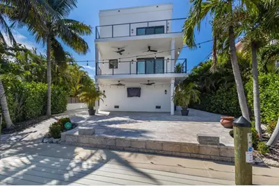 201 N Harbor Drive, Holmes Beach, FL 34217 - Photo 78