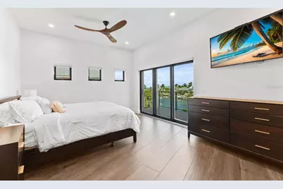 201 N Harbor Drive, Holmes Beach, FL 34217 - Photo 60